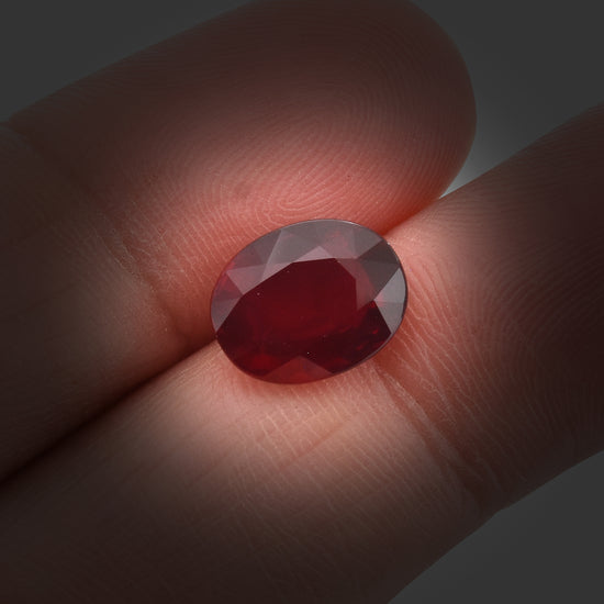 3.02 Karat roter, ovaler MOZAMBIQUE-Rubin (GRS)