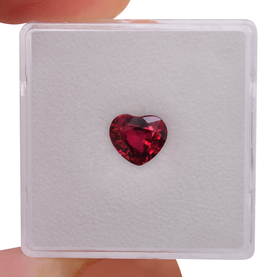 1,33 Karat roter MOZAMBIQUE Herzrubin CD
