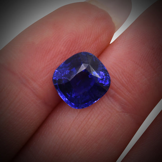 6.11 Carat Blue SRI LANKAN Cushion Sapphire CD
