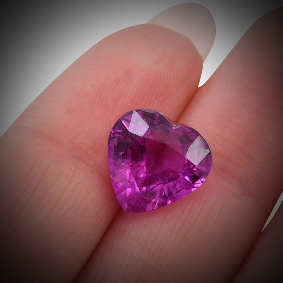 6.58 Carat Pink MADAGASCAR Heart Sapphire CD