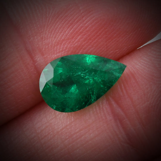 2.75 Carat Green COLOMBIAN Pear Muzo Emerald CD