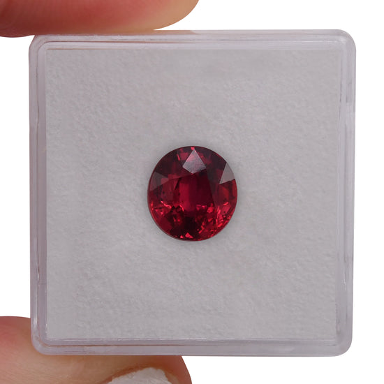 3.06 Karat Rot MOZAMBIQUE Oval Rubin AGL Unbehandelt