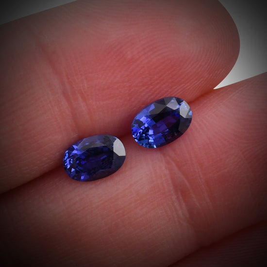 Zaffiro Ovale Blu di 1,93 carati dallo SRI LANKA