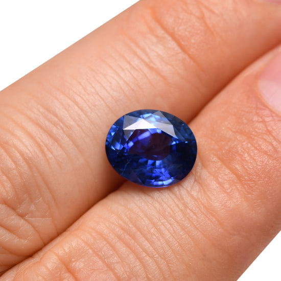 5.00 Carat Blue SRI LANKAN Oval Sapphire GRS