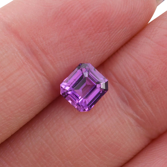 1.53 Carat Purple MADAGASCAR Emerald Sapphire