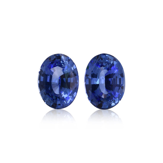 Zaffiro blu ovale dello SRI LANKA da 3,65 carati