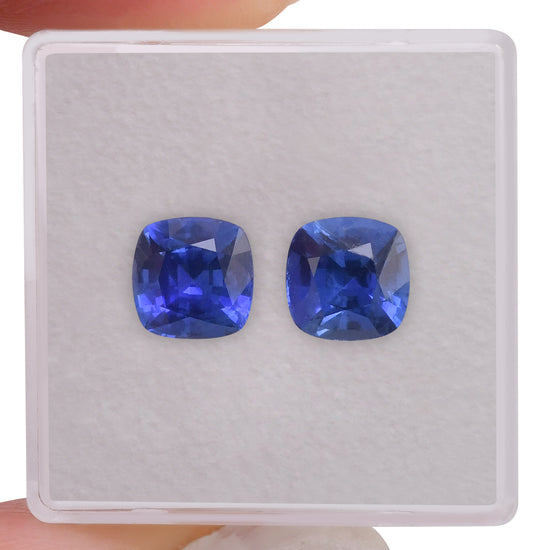 Zaffiro blu di Ceylon a cuscino da 4,47 carati