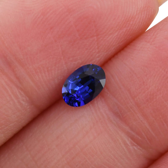 0.67 Carat Blue SRI LANKAN Oval Sapphire