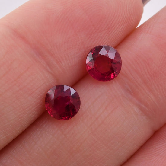 Rubino rotondo MOZAMBICANO rosso da 2,23 carati