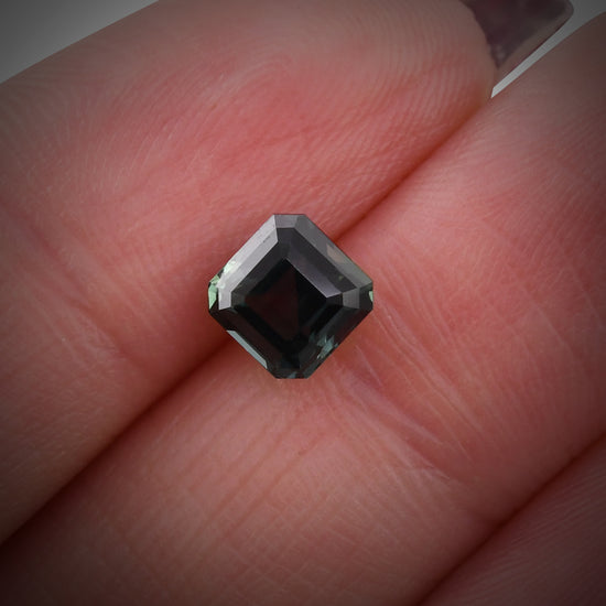 1.57 Carat Green MADAGASCAR Sq. Emerald Sapphire