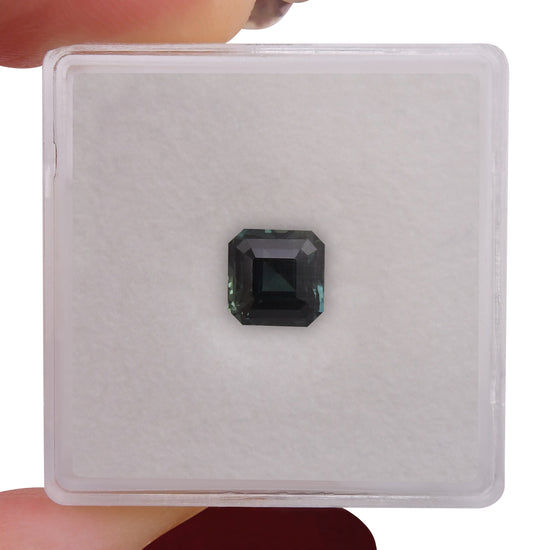 1.57 Carat Green MADAGASCAR Sq. Emerald Sapphire