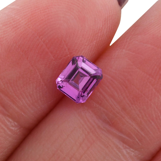 1.04 Carat Pink MADAGASCAR Emerald Sapphire GIA