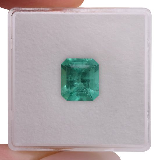 2.15 Carat Green COLOMBIAN Emerald Muzo Emerald CD
