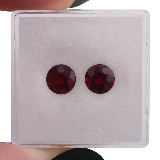 2,57 Karat roter, runder MOZAMBIKANISCHER Rubin