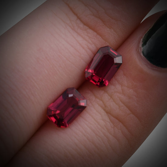 2,08 Karat roter mosambikanischer Smaragd-Rubin