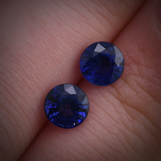 2,06 Karat blauer SRI LANKA Rundsaphir