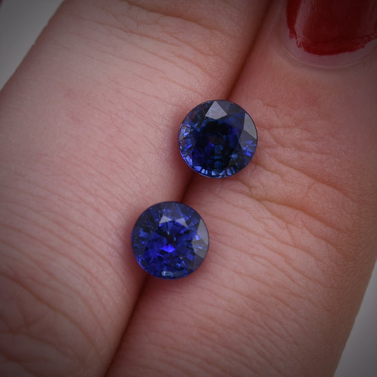 2.11 Karat blauer SRI LANKAN Runder Saphir