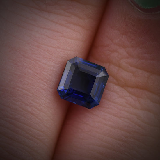 1.57 Carat Blue SRI LANKAN Emerald Sapphire