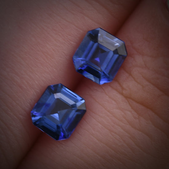 2,06 Karat blauer sri-lankischer Smaragdsaphir (GRS)