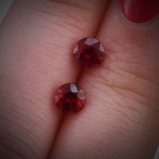 1,37 Karat roter, runder MOZAMBIKANISCHER Rubin