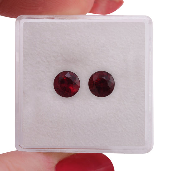 2,04 Karat Roter MOZAMBIKANISCHER runder Rubin