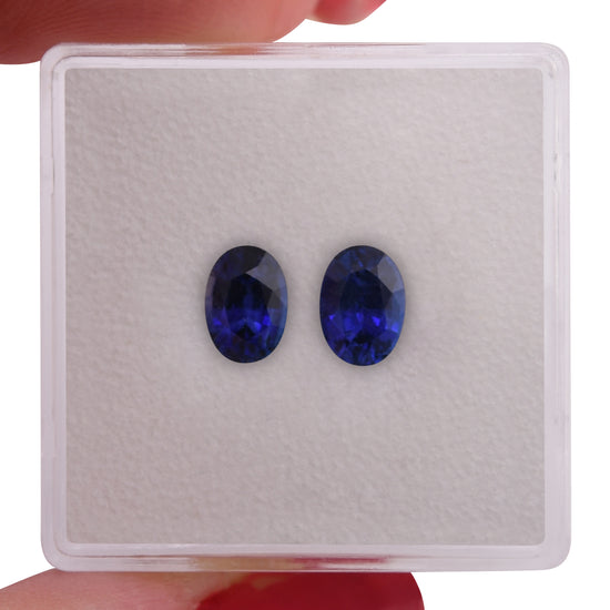 Zaffiro Ovale Blu da 1,56 Carati proveniente dallo SRI LANKA