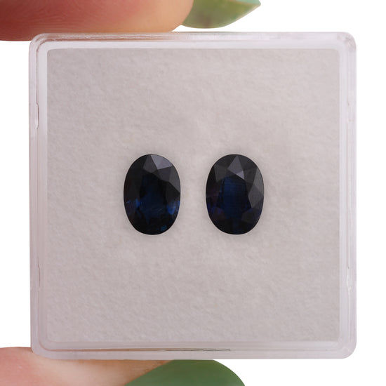 1,79 Karat blauer THAI Oval-Saphir