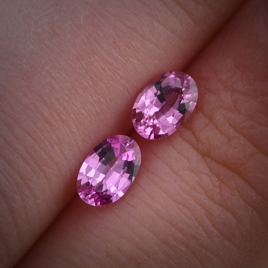 1.08 Carat Pink MADAGASCAR Oval Sapphire