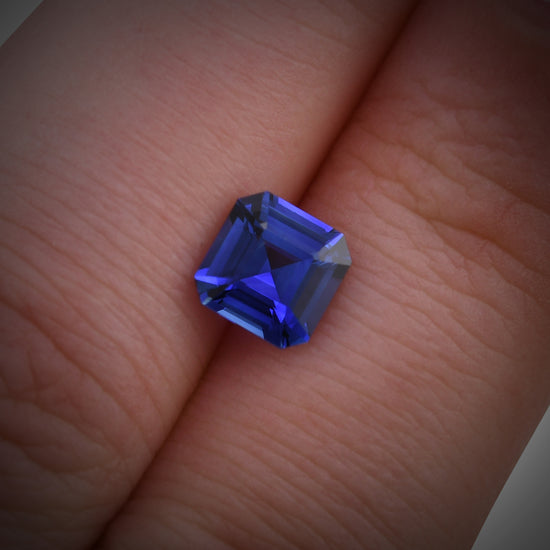1.38 Carat Blue SRI LANKAN Sq. Emerald Sapphire