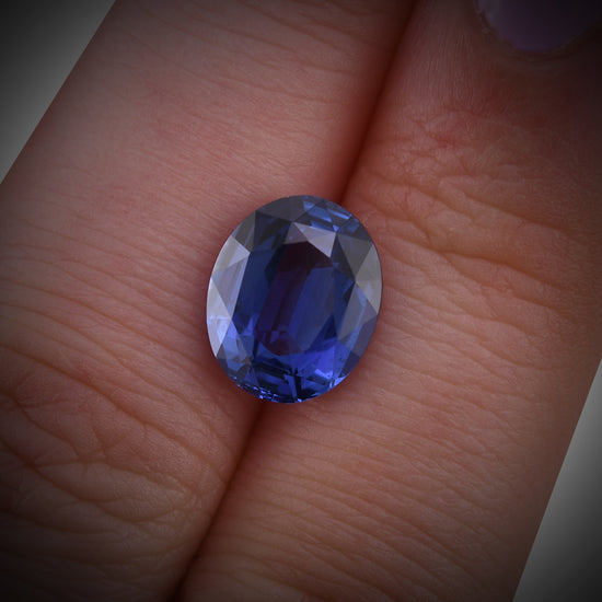 4.31 Carat Blue SRI LANKAN Oval Sapphire CD
