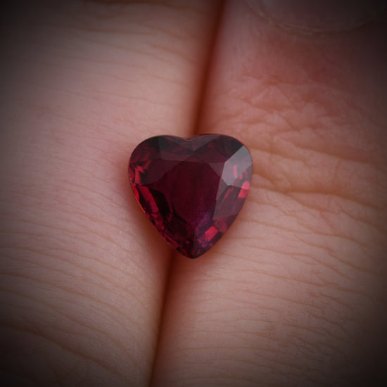 2.02 Carat Red MOZAMBIQUE Heart Ruby CD