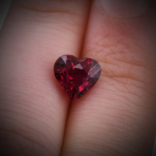 2.08 Carat Red MOZAMBIQUE Heart Ruby CD