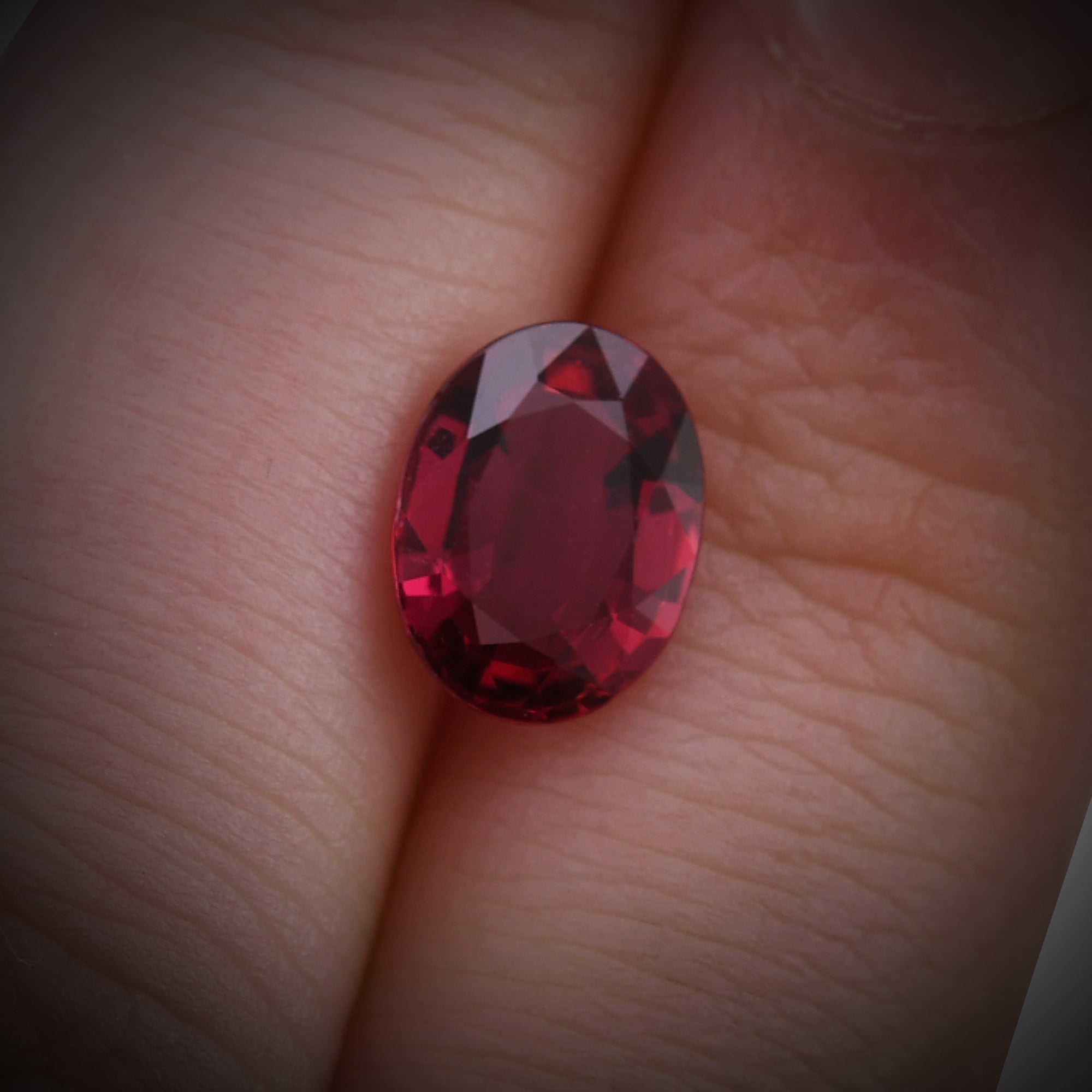 2.02 Carat Red MOZAMBIQUE Oval Ruby CD | LEIBISH