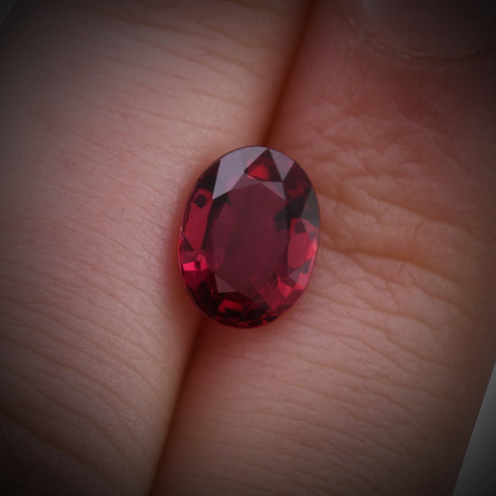 2.02 Carat Red MOZAMBIQUE Oval Ruby CD