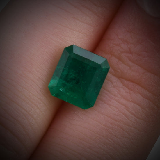 2.18 Carat Intense Green COLOMBIAN Emerald Emerald CD and Muzo
