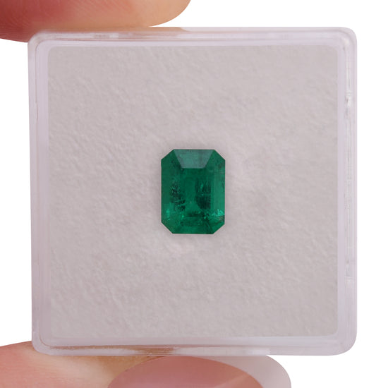 1.06 Carat Green COLOMBIAN Emerald Emerald CD and Muzo