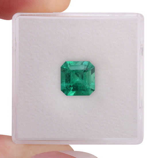 1.67 Carat Green COLOMBIAN Emerald Emerald CD and Muzo