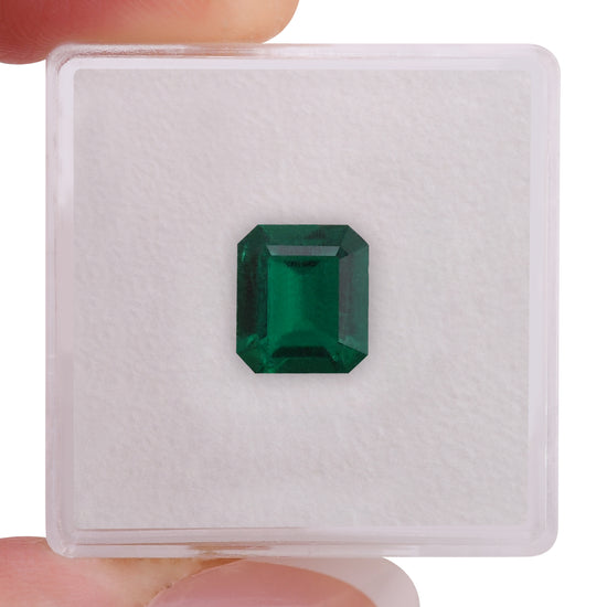1.62 Carat Green COLOMBIAN Emerald Emerald CD