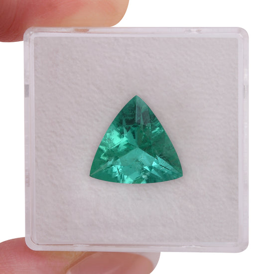 2.92 Carat Green COLOMBIAN Trilliant Emerald CD and MUZO