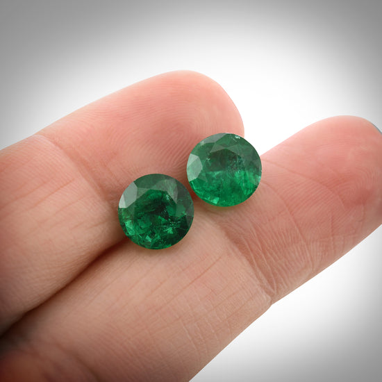 3.83 Carat Green  Round Emerald