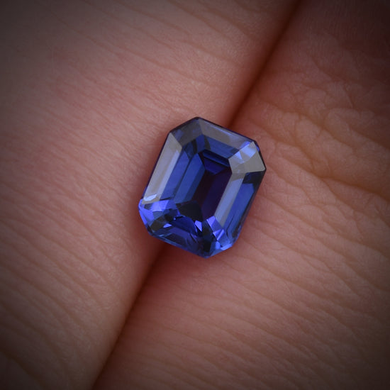 1.65 Carat Blue SRI LANKAN Emerald Sapphire GIA