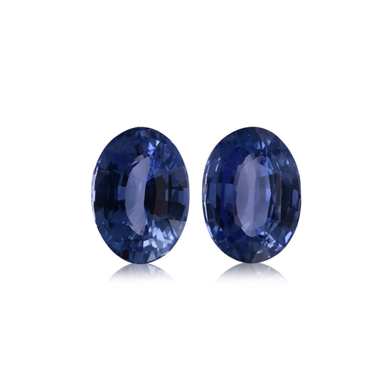 4.88 Carat Blue SRI LANKAN Oval Sapphire