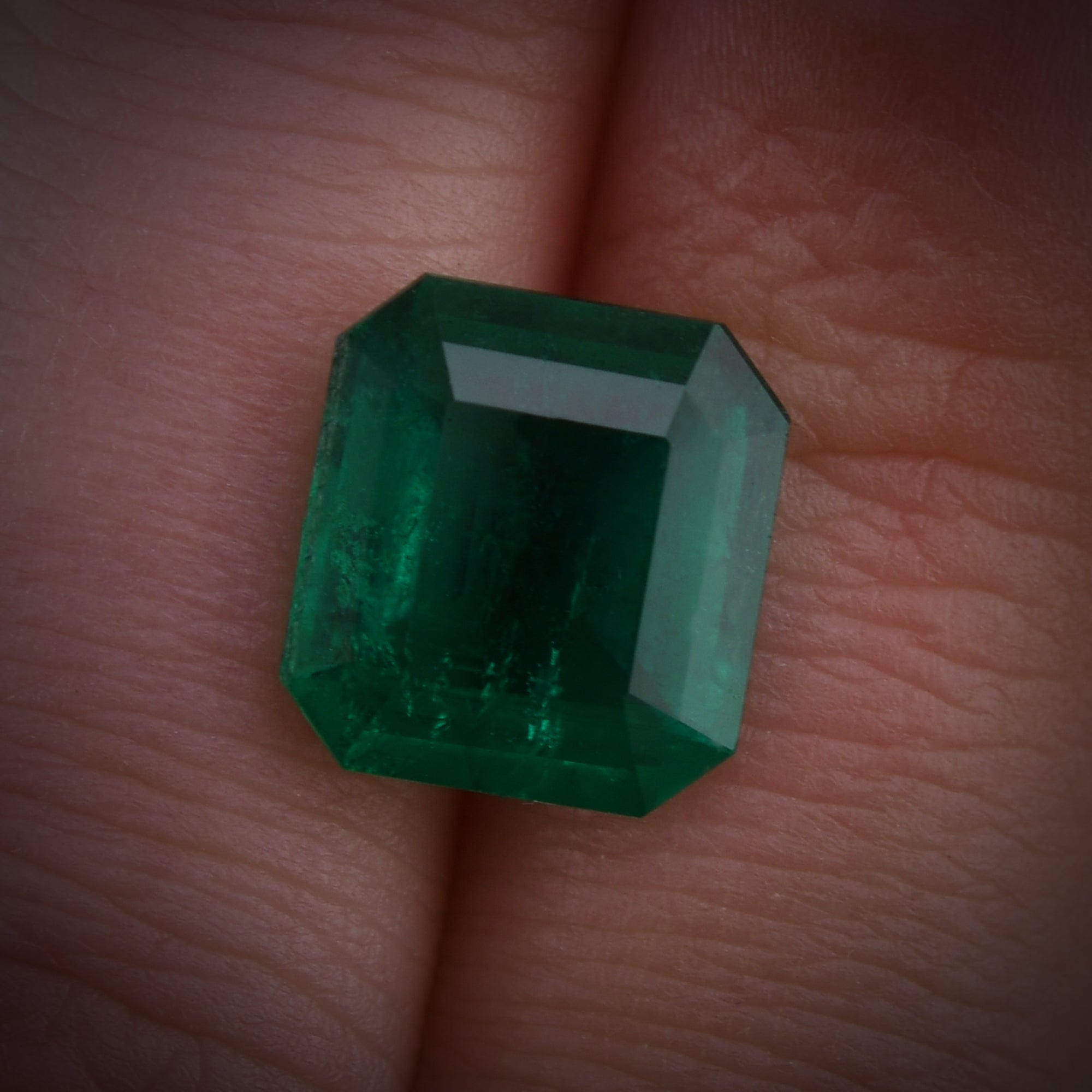 4.14 Carat Green COLOMBIAN Emerald Emerald GRS | LEIBISH