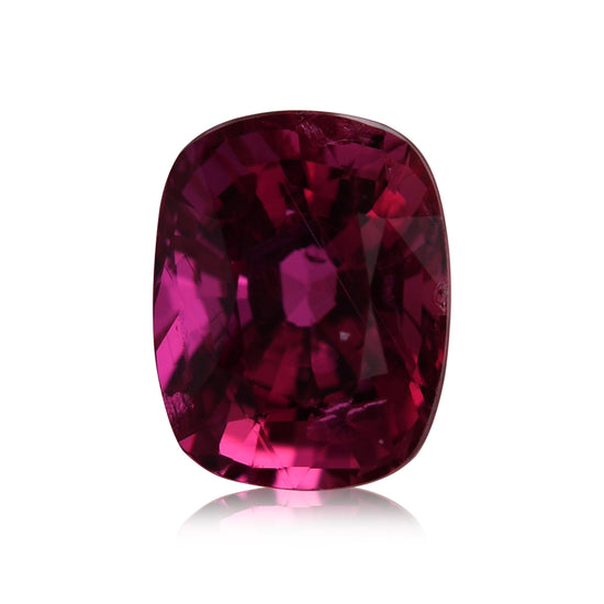 3,02 Karat roter THAI Kissen-Rubin GIA