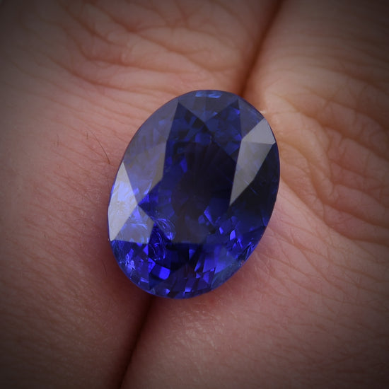 12.54 Carat Blue SRI LANKAN Oval Sapphire GIA
