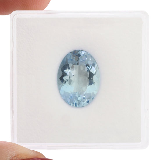 3.02 Carat Blue BRAZILLIAN Oval Aquamarine