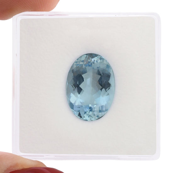 3.91 Carat Blue BRAZILLIAN Oval Aquamarine