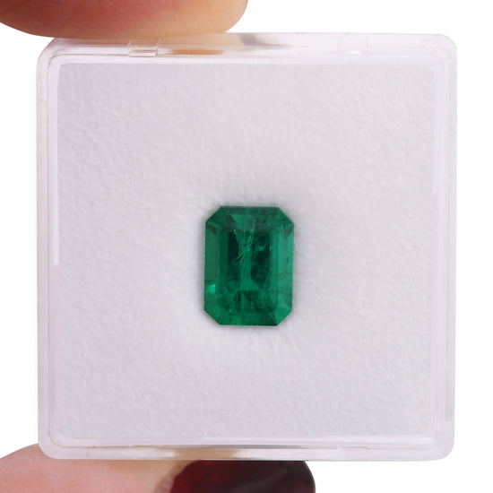1.45 Carat Green COLOMBIAN Emerald Emerald CD and Muzo
