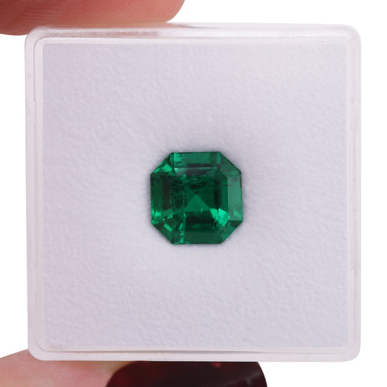 1.85 Carat Green COLOMBIAN Emerald Emerald CD