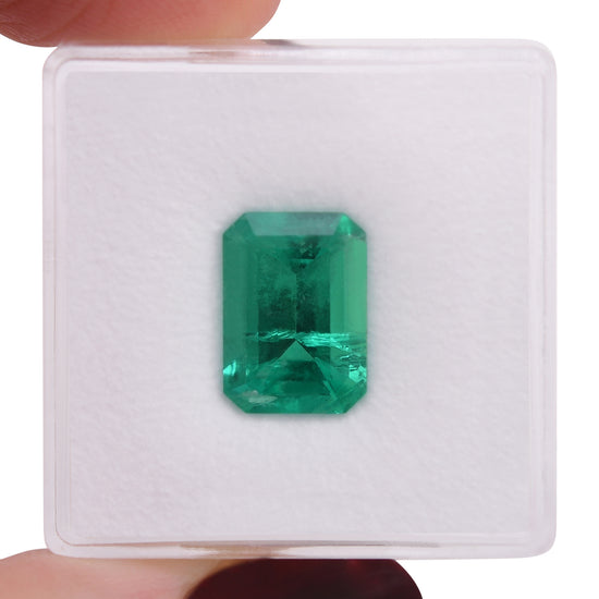 3.36 Carat Green COLOMBIAN Emerald Emerald CD and Muzo